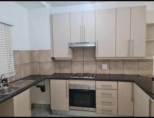 2 BEDROOM APARTMENT FOR SALE IN MORNINGSIDE